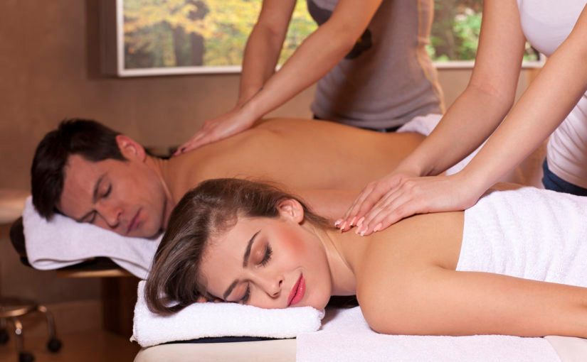 Why a Couple’s Massage Makes a Great Valentine’s Day Gift