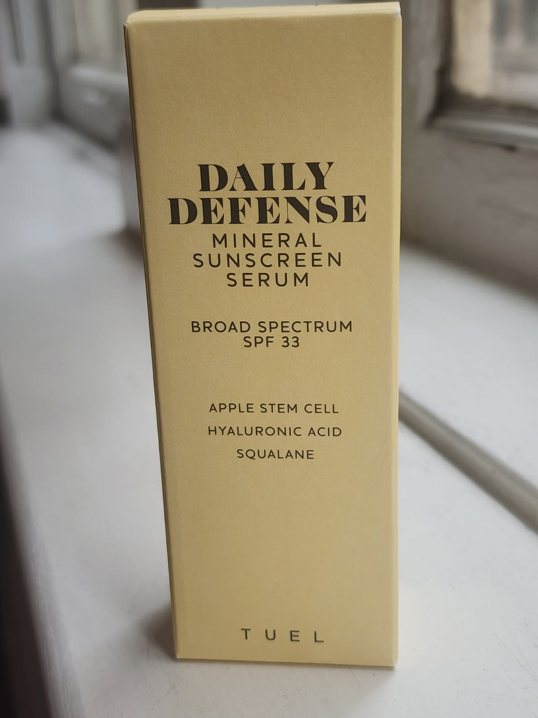 DAILY DEFENSE MINERAL SUNSCREEN SERUM SPF 33